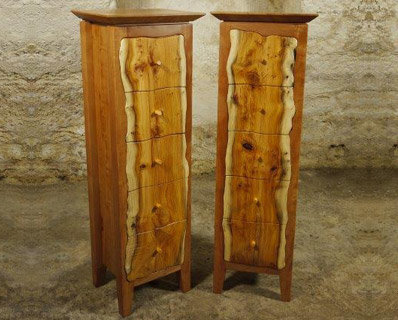 Pfeilerschrank Birnbaum Eibe
